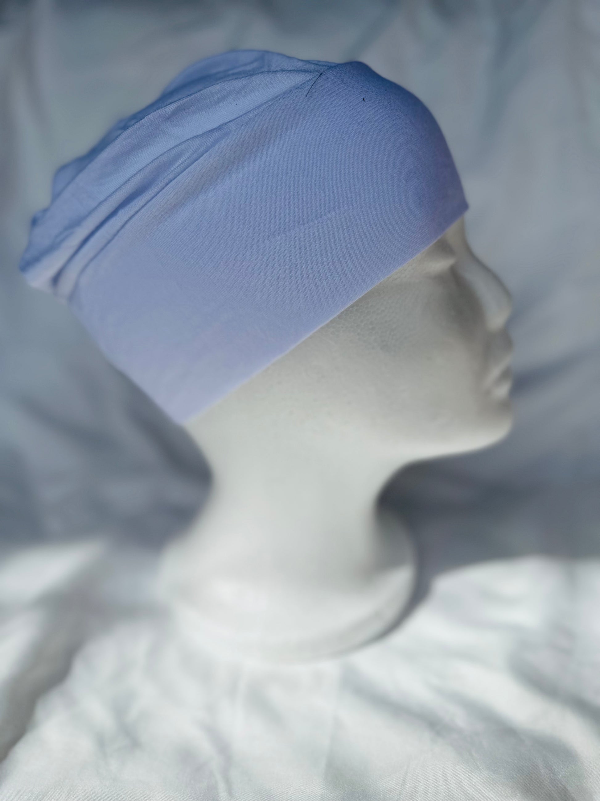 Full-coverage undercap with extended back - ideal for active women
